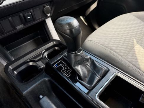 Used 2022 Toyota Tacoma SR w/ SX Package RWD image 19