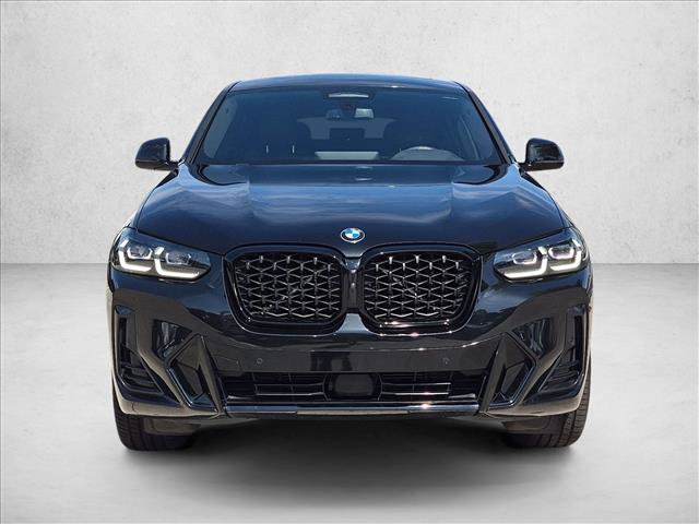 Certified 2024 BMW X4 xDrive30i w/ Premium Package AWD/4WD image 2