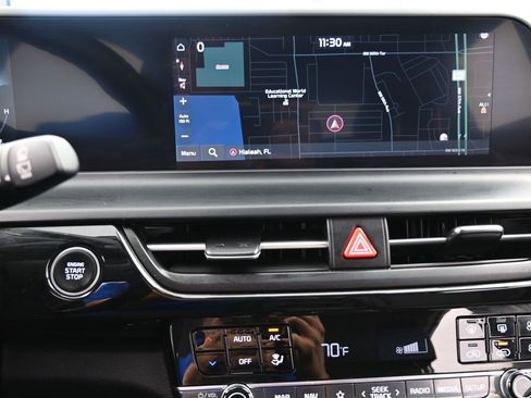 Used 2024 Kia Seltos S image 16