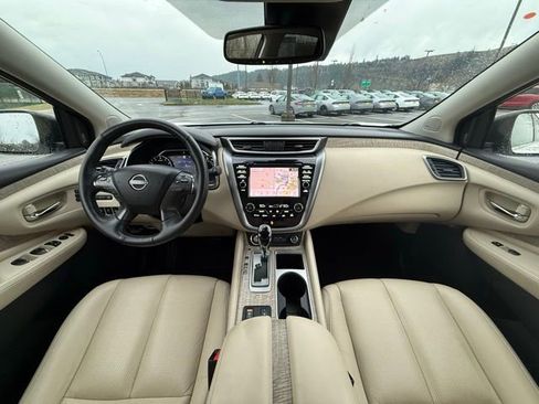 Used 2023 Nissan Murano SL w/ SL Moonroof Package image 12