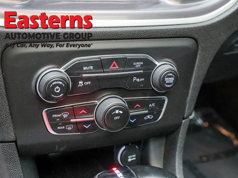 Used 2022 Dodge Charger SXT w/ Leather Interior Group image 20