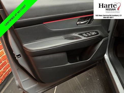 Used 2025 Nissan Murano SL AWD/4WD image 11