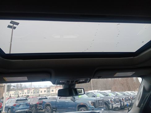 Used 2021 GMC Sierra 1500 SLT w/ SLT Convenience Package image 12