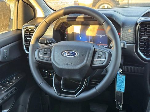 New 2025 Ford Ranger XLT w/ FX4 Off-Road Package image 7