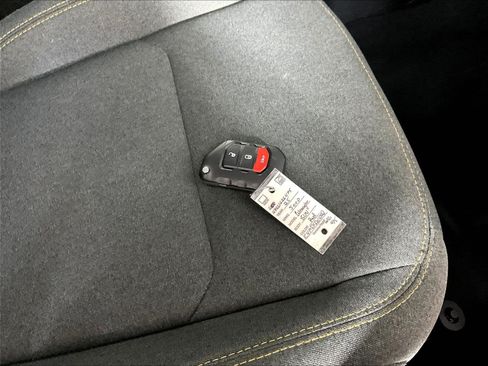 Used 2025 Jeep Wrangler Unlimited Sport AWD/4WD image 33