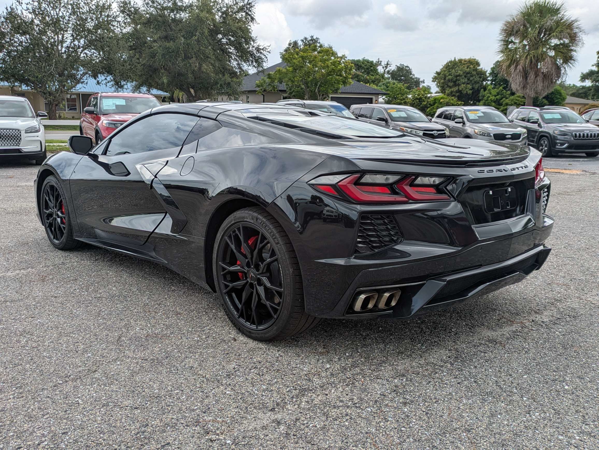 Used 2024 Chevrolet Corvette Stingray Coupe w/ 1LT RWD image 7