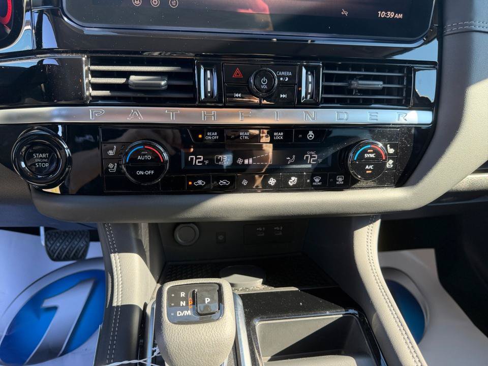 Used 2026 Nissan Pathfinder Platinum w/ Cargo Package FWD image 18