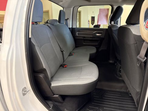 Used 2020 RAM 2500 Big Horn AWD/4WD image 16