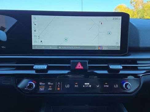 New 2026 Kia Sportage SX FWD image 10