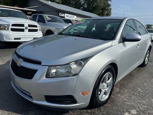 Used 2014 Chevrolet Cruze LT image 2
