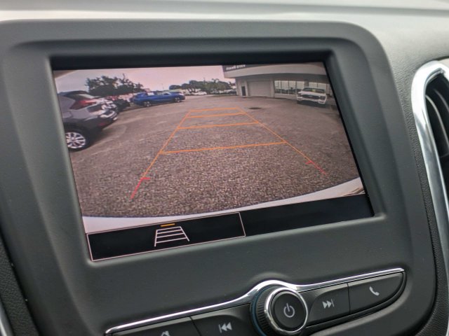 Used 2024 Chevrolet Equinox LS FWD image 27