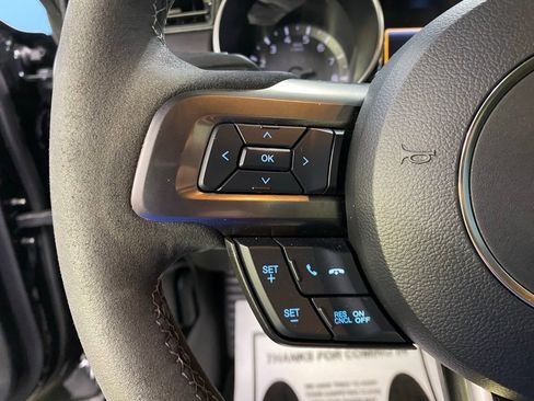 Used 2018 Ford Mustang Shelby GT350 w/ Convenience Package image 19