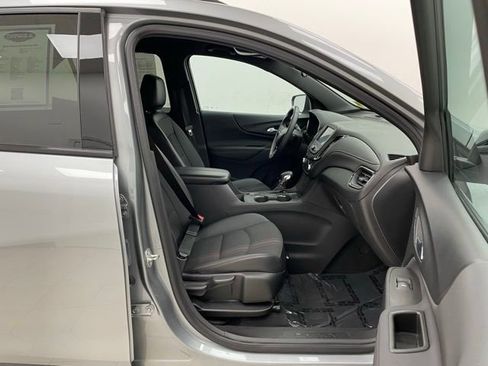 Certified 2023 Chevrolet Equinox RS image 16