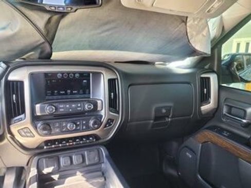 Used 2018 GMC Sierra 1500 Denali w/ Denali Ultimate Package AWD/4WD image 5