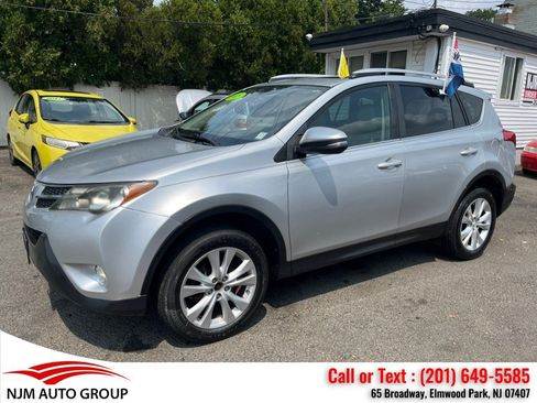 Used 2015 Toyota RAV4 Limited AWD/4WD image 6