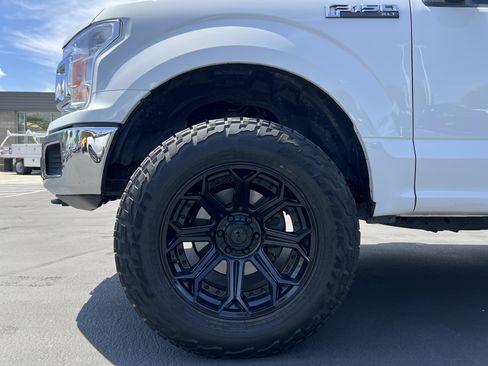 Used 2019 Ford F150 XLT w/ Trailer Tow Package AWD/4WD image 10