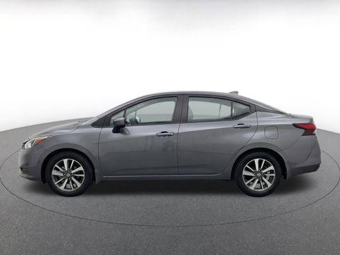 Used 2025 Nissan Versa SV FWD image 4