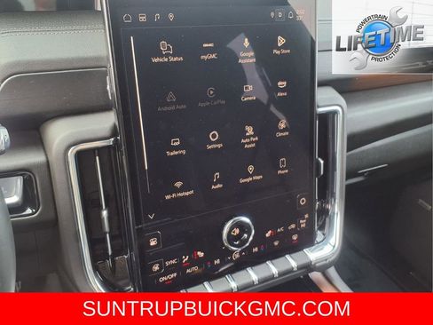 Used 2025 GMC Yukon Denali image 14