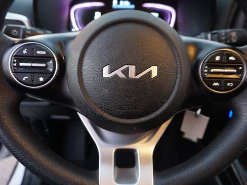 Used 2024 Kia Soul LX w/ Option Group 015 image 8