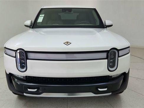 Used 2023 Rivian R1T Adventure image 2
