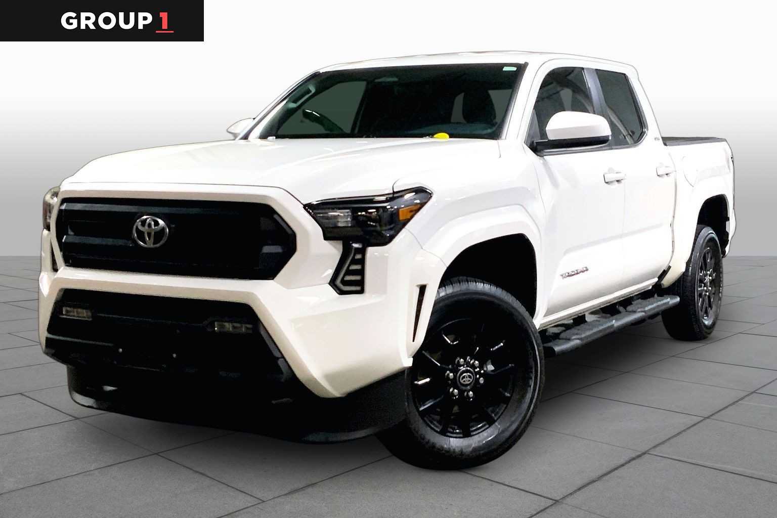 Certified 2025 Toyota Tacoma SR5 AWD/4WD image 1