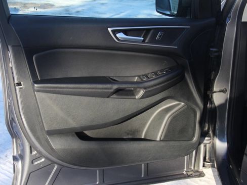 Used 2023 Ford Edge SEL image 23