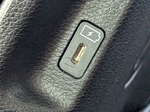 Certified 2025 Kia Telluride LX FWD image 21