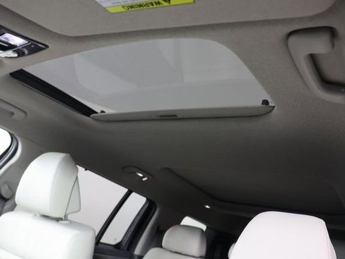 Used 2024 Hyundai Santa Fe Limited image 19