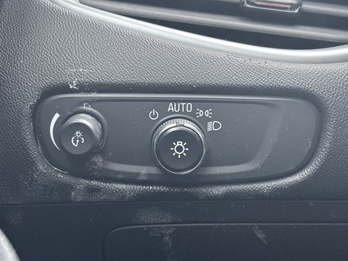 Used 2023 Chevrolet Malibu LT image 27