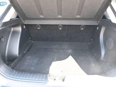 Used 2024 Hyundai Kona Limited AWD/4WD image 27