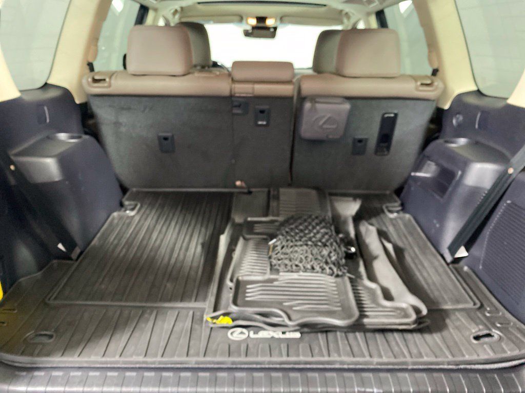 Used 2023 Lexus GX 460 Premium w/ Premium Package AWD/4WD image 28