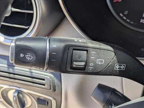Used 2018 Mercedes-Benz GLC 300 image 14