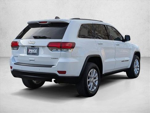 Used 2021 Jeep Grand Cherokee Laredo image 5