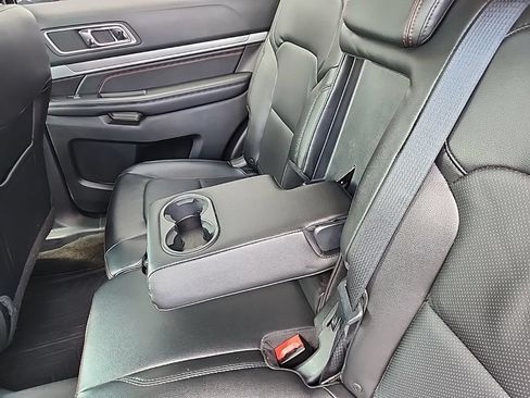 Used 2016 Ford Explorer Sport AWD/4WD image 19