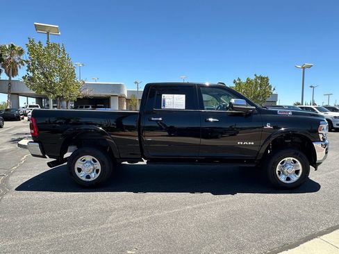 Used 2022 RAM 2500 Laramie AWD/4WD image 9