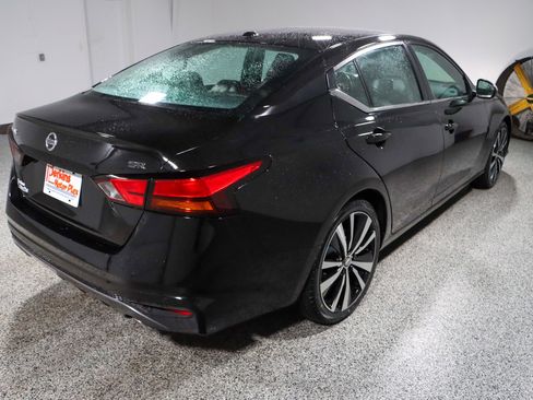 Used 2021 Nissan Altima 2.5 SR image 7