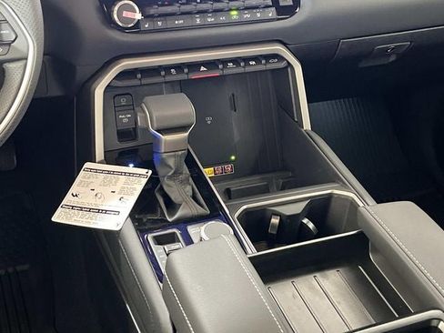 New 2026 Toyota Tundra Limited AWD/4WD image 14