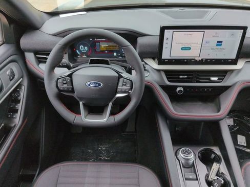 New 2026 Ford Explorer ST-Line RWD image 15