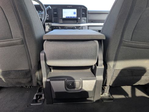 Used 2025 Ford F350 XLT AWD/4WD image 31