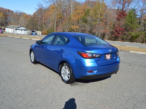 Used 2017 Toyota Yaris iA image 60