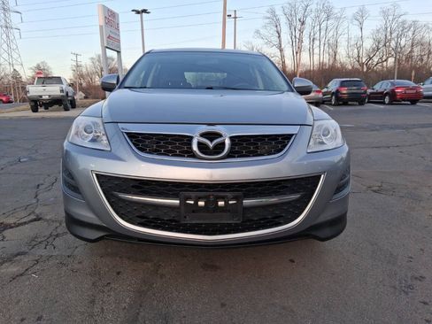 Used 2011 MAZDA CX-9 Touring w/ Moonroof & Bose Audio Pkg FWD image 2