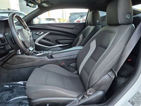 Used 2020 Chevrolet Camaro LT RWD image 21