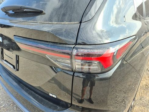 New 2026 Mitsubishi Outlander SE FWD image 11