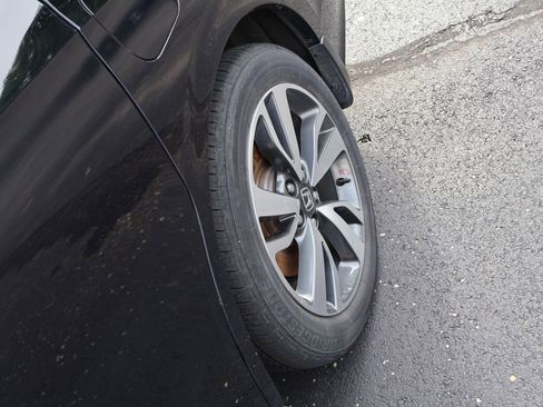 Used 2023 Honda Odyssey Touring image 12
