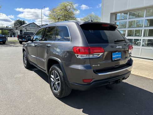 Certified 2019 Jeep Grand Cherokee Limited w/ Trailer Tow Group IV AWD/4WD image 3