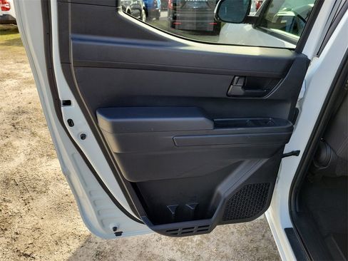 Used 2024 Toyota Tacoma SR5 image 29