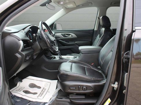 Used 2019 Chevrolet Traverse LT AWD/4WD image 13