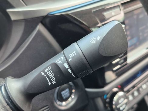 Used 2016 Toyota Corolla LE Premium FWD image 25