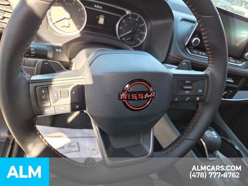 Used 2025 Nissan Rogue SV AWD/4WD image 21