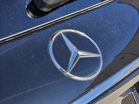 Certified 2025 Mercedes-Benz GLS 450 4MATIC image 9